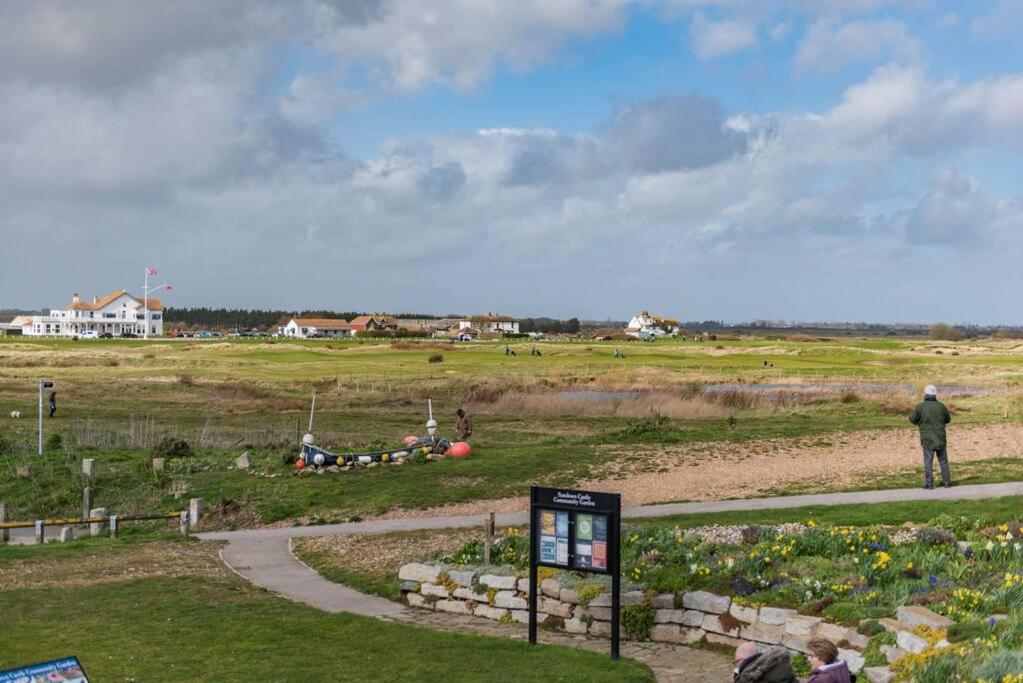 Links Bay - 100 Yards From Beach And Golf Course 딜 외부 사진